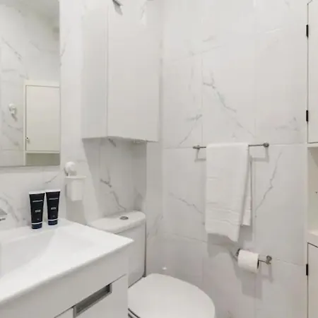 Beautiful 1 Bedroom Near Benfica Apartman Lisboa