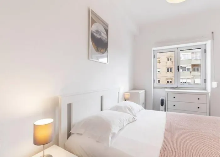 Beautiful 1 Bedroom Near Benfica Lissabon
