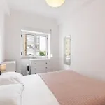 Beautiful 1 Bedroom Near Benfica