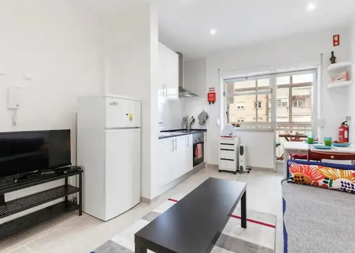 Beautiful 1 Bedroom Near Benfica Apartment Lisbon