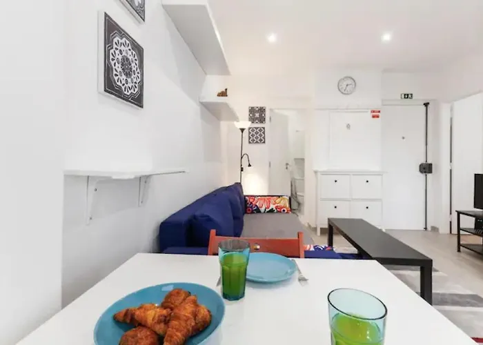 Beautiful 1 Bedroom Near Benfica *